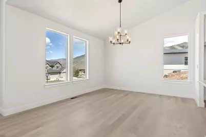 702 Oakridge Dr #701, Tooele, UT 84074 - Photo 7