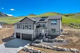 702 Oakridge Dr, Tooele, UT 84074 - Photo 25