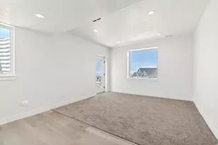 702 Oakridge Dr, Tooele, UT 84074 - Photo 21