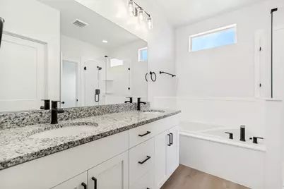 702 Oakridge Dr #701, Tooele, UT 84074 - Photo 15