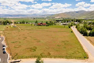 2021 N Winterton Cir E, Heber City, UT 84032 - Photo 1
