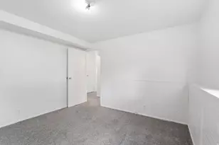 7059 S 1850 E, Cottonwood Heights, UT 84121 - Photo 23