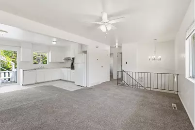 7059 S 1850 E, Cottonwood Heights, UT 84121 - Photo 11