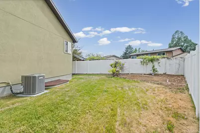 589 N Riverwalk Dr E, American Fork, UT 84003 - Photo 25