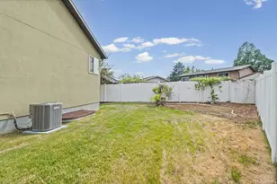 589 N Riverwalk Dr E, American Fork, UT 84003 - Photo 25