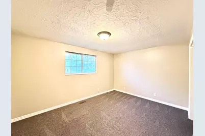 4805 S 3100 W, Roy, UT 84067 - Photo 13