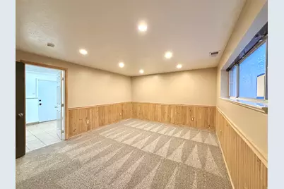 4805 S 3100 W, Roy, UT 84067 - Photo 19