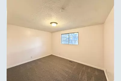 4805 S 3100 W, Roy, UT 84067 - Photo 15