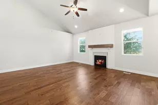 6471 W Newton Farm Dr, West Valley, UT 84128 - Photo 15