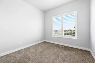 6471 W Newton Farm Dr, West Valley, UT 84128 - Photo 33