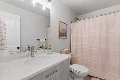 3296 W 3200 S, West Haven, UT 84401 - Photo 13