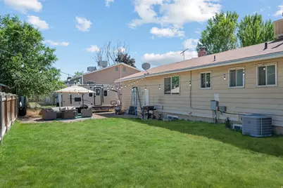 1742 N 1450 W, Layton, UT 84041 - Photo 25