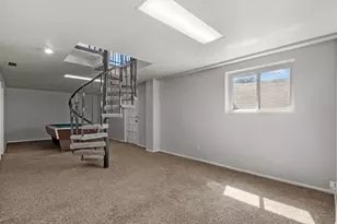 1742 N 1450 W, Layton, UT 84041 - Photo 17