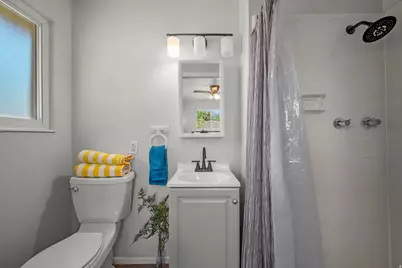 1742 N 1450 W, Layton, UT 84041 - Photo 11