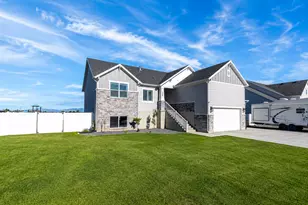 1209 N 4975 W, Plain City, UT 84404 - Photo 41