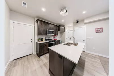 1209 N 4975 W, Plain City, UT 84404 - Photo 25