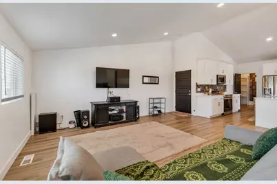 13324 S Heritage Farms Cv W #124, Riverton, UT 84065 - Photo 67