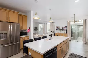 1126 W Stonehaven Dr, North Salt Lake, UT 84054 - Photo 7
