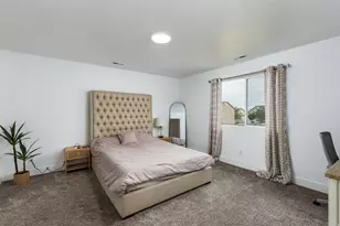 1126 W Stonehaven Dr, North Salt Lake, UT 84054 - Photo 11