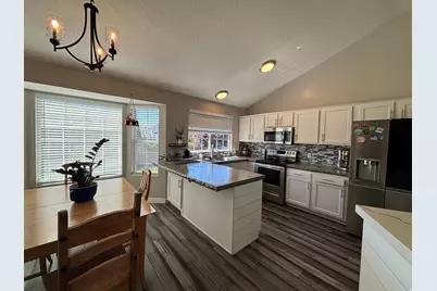 8316 S Rams Horns Dr W, West Jordan, UT 84088 - Photo 3