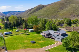 4071 S Crazy Acres Rd E, Daniel, UT 84032 - Photo 69