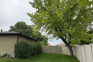 1318 W 5000 S, Taylorsville, UT 84123 - Photo 33