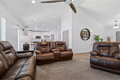135 E 1100 N, Nephi, UT 84648 - Photo 11