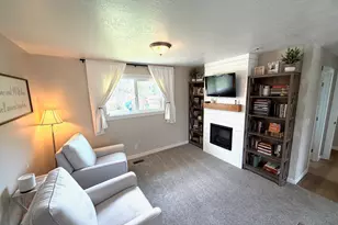 60 E 300 S, Hyrum, UT 84319 - Photo 9