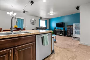 1122 W Excalibur Way S, West Haven, UT 84401 - Photo 11