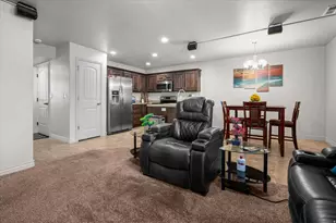 1122 W Excalibur Way S, West Haven, UT 84401 - Photo 9