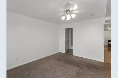 682 W 1870 N #11, Orem, UT 84057 - Photo 15