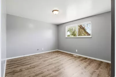 1290 E Main St, Green River, UT 84525 - Photo 5