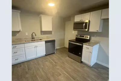 5127 W Verdugo Dr, Salt Lake City, UT 84118 - Photo 5