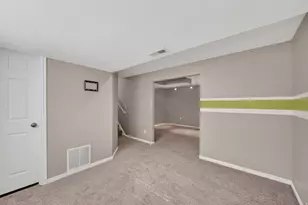 1341 N 325 E, Layton, UT 84041 - Photo 33