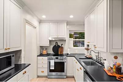 2247 E Wilson Ave S, Salt Lake City, UT 84108 - Photo 13