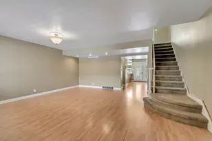 843 E Three Fountains Dr, Murray, UT 84107 - Photo 5