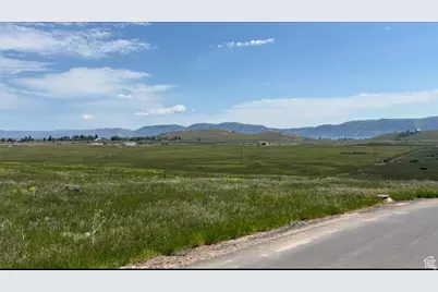 2756 S Country Club Dr #25, Garden City, UT 84028 - Photo 3