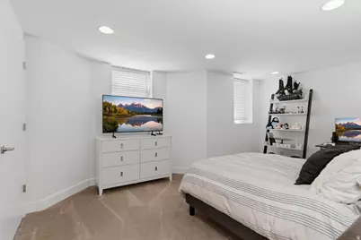1940 E Hubbard Ave S, Salt Lake City, UT 84108 - Photo 21