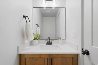 976 E 1250 S, Ogden, UT 84404 - Photo 15