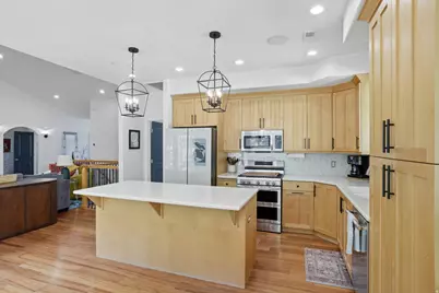223 E 2050 N, Centerville, UT 84014 - Photo 13