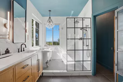 223 E 2050 N, Centerville, UT 84014 - Photo 27