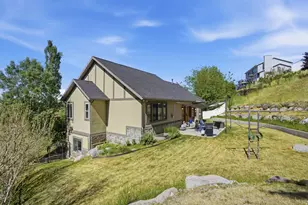 223 E 2050 N, Centerville, UT 84014 - Photo 67