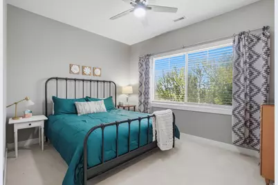 223 E 2050 N, Centerville, UT 84014 - Photo 49