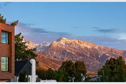 4442 S Holladay Park Ln E, Holladay, UT 84124 - Photo 15