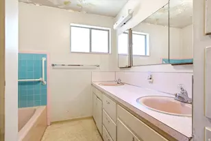 827 E 400 S, Orem, UT 84097 - Photo 13