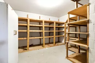 827 E 400 S, Orem, UT 84097 - Photo 21