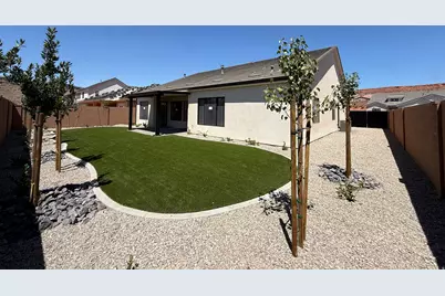 2002 N Creek Side, Washington, UT 84780 - Photo 5