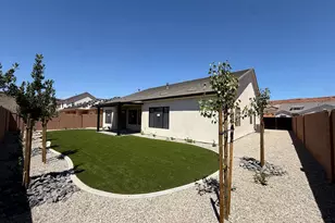 2002 N Creek Side, Washington, UT 84780 - Photo 5