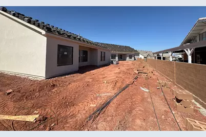 2002 N Creek Side, Washington, UT 84780 - Photo 19