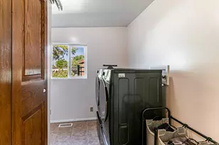 1619 Davis Dr, Layton, UT 84041 - Photo 21